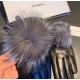 With packaging Chanel Chanel 2022 fall and winter large fox fur ball touch screen gloves   goddesses set of beauty must have   single product, beautiful   worth comparing    the same paragraph of different quality, kill 