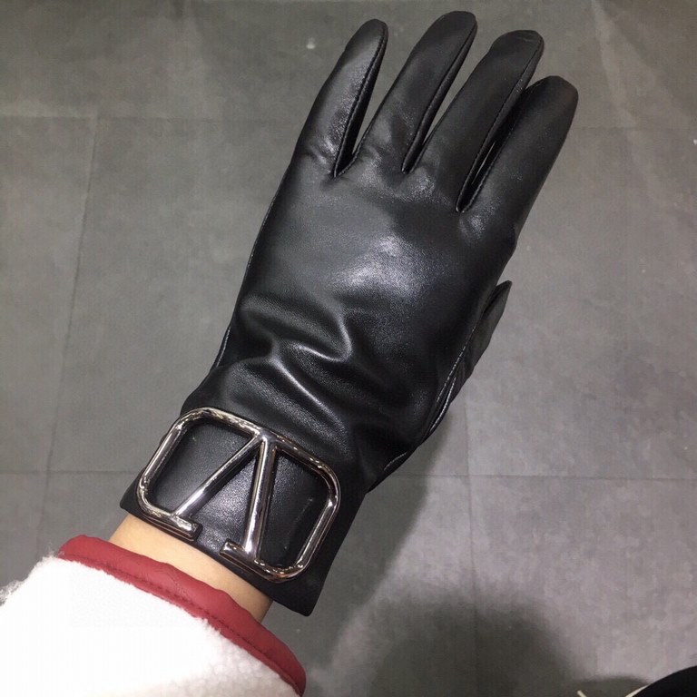 Valentino explosive to   [top original single] official website synchronization women's new high-grade sheepskin gloves     100% selection of imported lambskin lining sheepskin lining warm and comfortable better Leather 