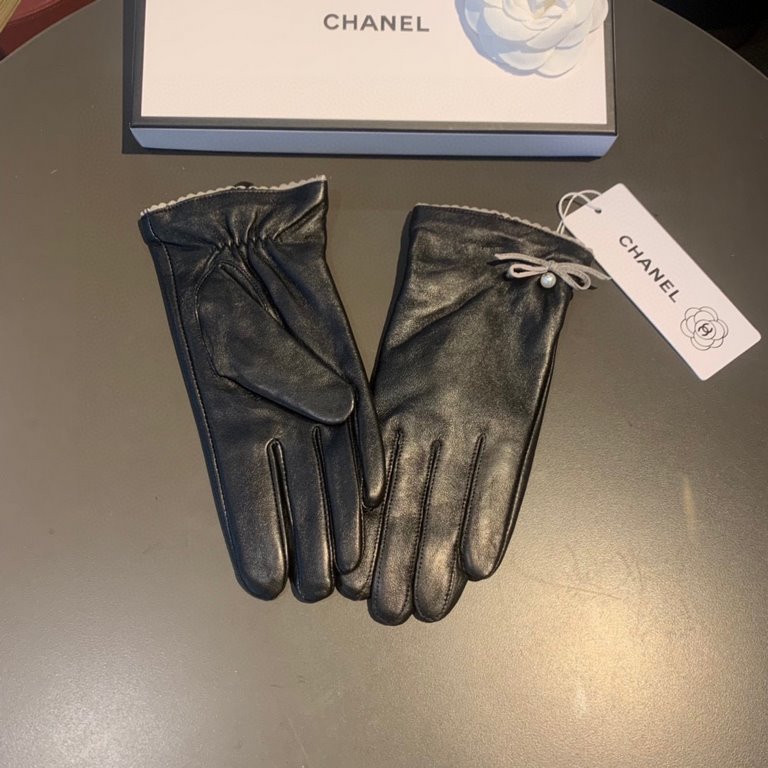 2022 new exclusive first  touch screen gloves Chanel Chanel [original quality] official website synchronization women's new high-grade sheepskin gloves    goddess preferred can not be missed    hundred percent of the sel