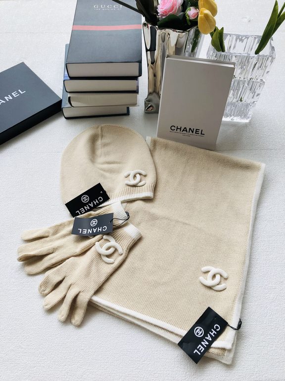 Set100% Cashmere Scarf Hat GlovesFall and winter must have Gift goodSize 18070cm