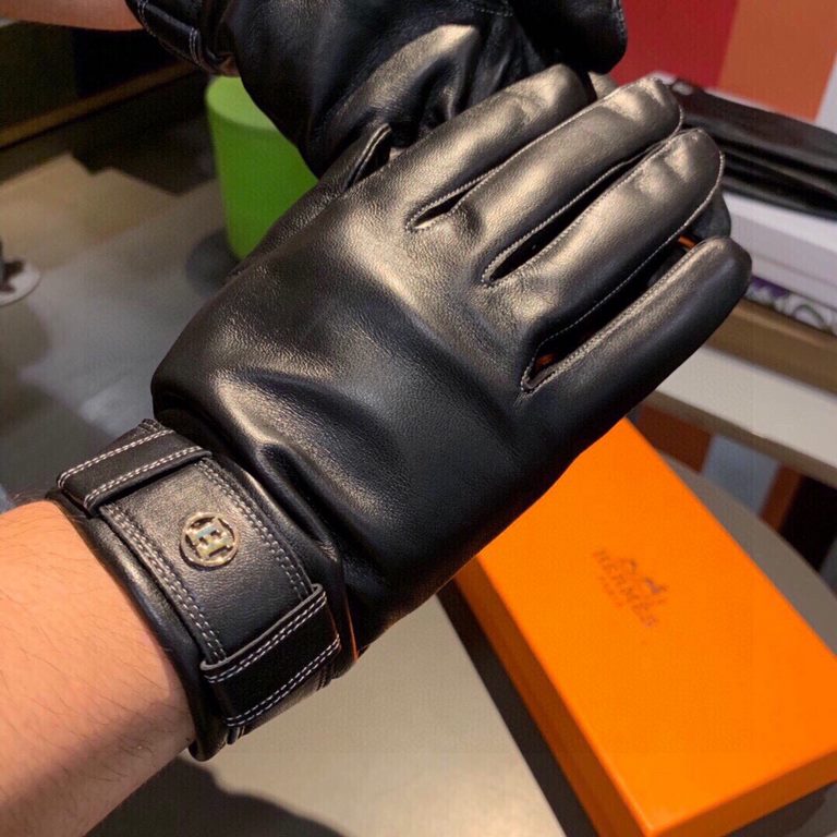 Comes in a boxHermes HERMES men's gloves, exclusive customized, imported first-grade Essex leather, suede lining! Luxurious and generous,   any age can be managed! Divided into two yardage, XL, XXL transfer picture must 