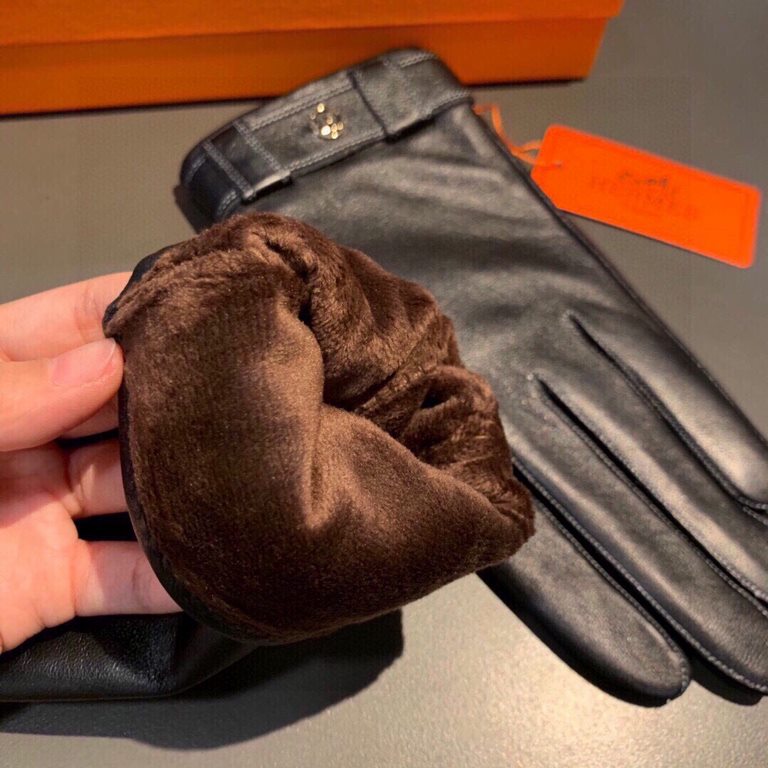 Comes in a boxHermes HERMES men's gloves, exclusive customized, imported first-grade Essex leather, suede lining! Luxurious and generous,   any age can be managed! Divided into two yardage, XL, XXL transfer picture must 