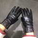 Valentino explosive to   [top original single] official website synchronization women's new high-grade sheepskin gloves     100% selection of imported lambskin lining sheepskin lining warm and comfortable better Leather 