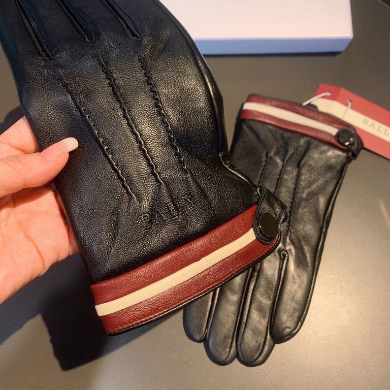 2022 BALLY BALLY Essex Leather Men's Full Touch Screen Sheepskin Gloves  You can also tap your phone with your gloves on Super practical     The quality of workmanship is exceptionally good   Men's must-have model ,with 