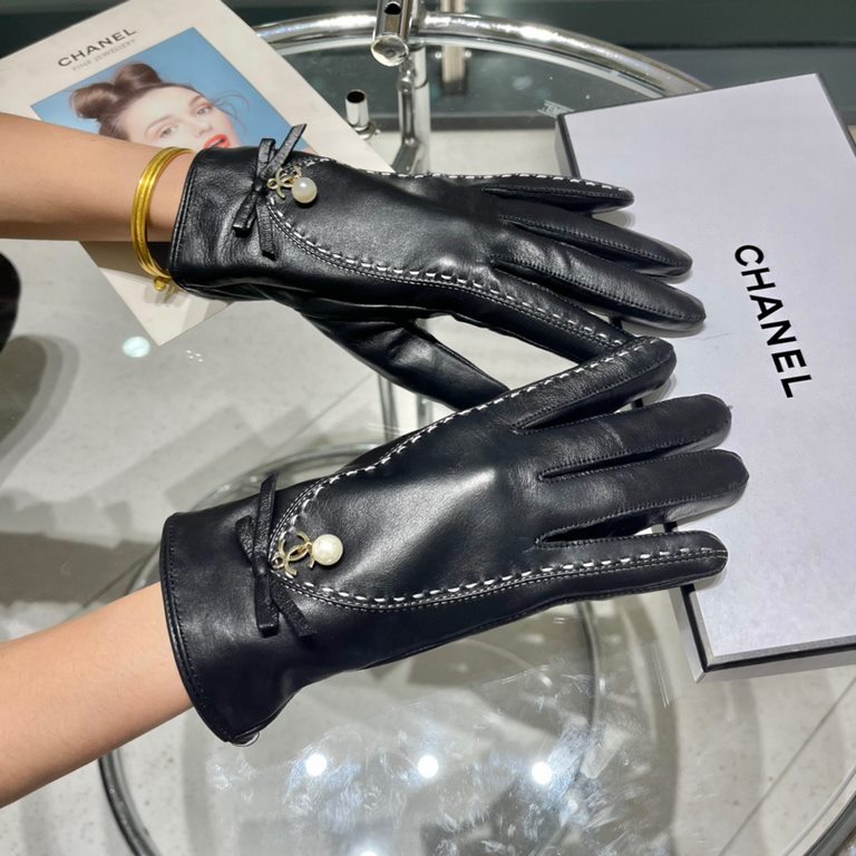 Chanel new women's gloves first-class sheepskin leather leather ultra-thin soft and comfortable show hand type    texture super groupSize M L