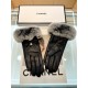 New exclusive first Chanel Chanel ladies new high-grade sheepskin gloves    Goddess preferred can not miss      First-grade sheepskin Leather fine and soft cashmere lining to keep warm better Goddesses set of the United 