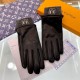 Lv new men's gloves first-class sheepskin leather leather ultra-thin soft and comfortable     superb textureSize average size