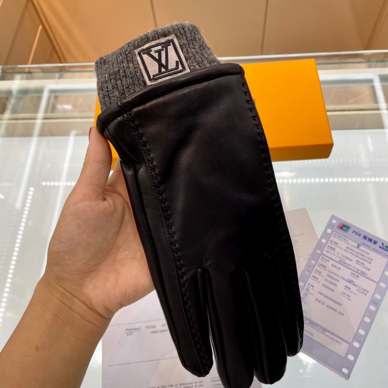 Lv new men's gloves first-class sheepskin leather leather ultra-thin soft and comfortable     superb textureSize average size