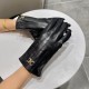 2022 new exclusive debut   touch screen gloves  CELINE CELINE (original quality) official website synchronization women's new high-grade sheepskin gloves    goddess preferred can not be missed     hundred percent selecti