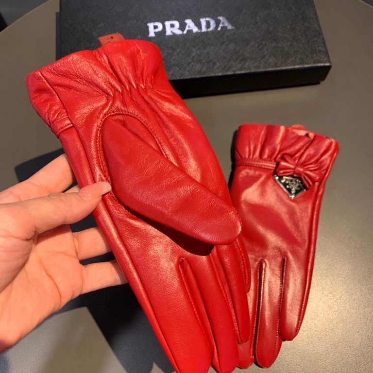 2022 new exclusive first  touch screen gloves Prada wave flower   edge gloves [original quality] official synchronization of the official website Ms. new high-grade sheepskin gloves    goddesses preferred can not be miss