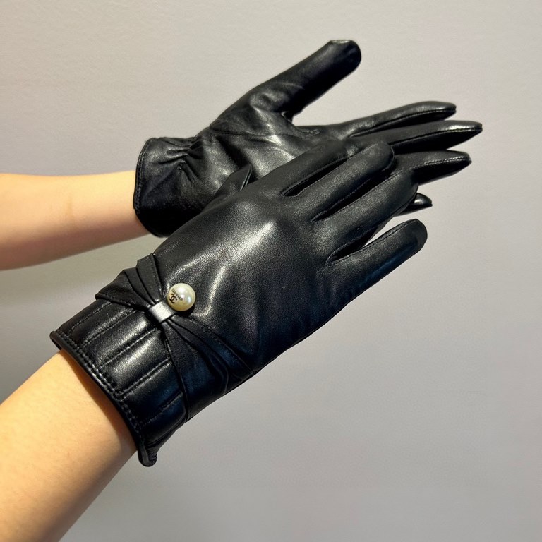 2023     new exclusive first  double C touch screen gloves Chanel Chanel [original quality] official synchronization Ms. new high-grade sheepskin gloves    goddess preferred can not be missed     hundred percent of the s