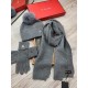 LP. [Three-piece wool suit fox hair hat  scarf  gloves] classic set of hats! Warm and super comfortable ~ winter Miss ageing artifacts Oh ~ this winter you are missing such a set of suit hat la ~ and warm and fashionable