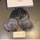 With packaging Chanel Chanel 2022 fall and winter large fox fur ball touch screen gloves   goddesses set of beauty must have   single product, beautiful   worth comparing    the same paragraph of different quality, kill 