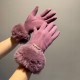 Miu Miu 2023 fall and winter lazy rabbit hair wool gloves   worth comparing     the same paragraph of different quality, kill the market poor product, wool ten lazy rabbit hair lining padded   classic but not fashionable