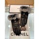 New exclusive first Chanel Chanel ladies new high-grade sheepskin gloves    Goddess preferred can not miss      First-grade sheepskin Leather fine and soft cashmere lining to keep warm better Goddesses set of the United 