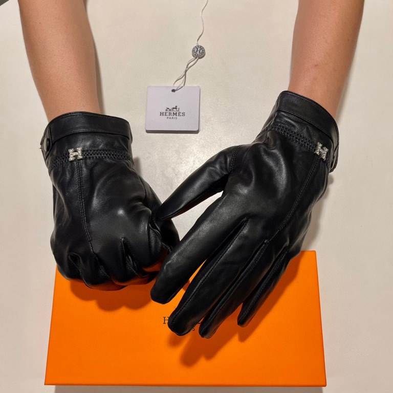 Hermes Hermes Men's Gloves      selected high-quality cotton sheepskin soft and delicate    Warm effect don't good  send boyfriend send husband preferred quality assurance meticulous workmanship    Lining with box fleece