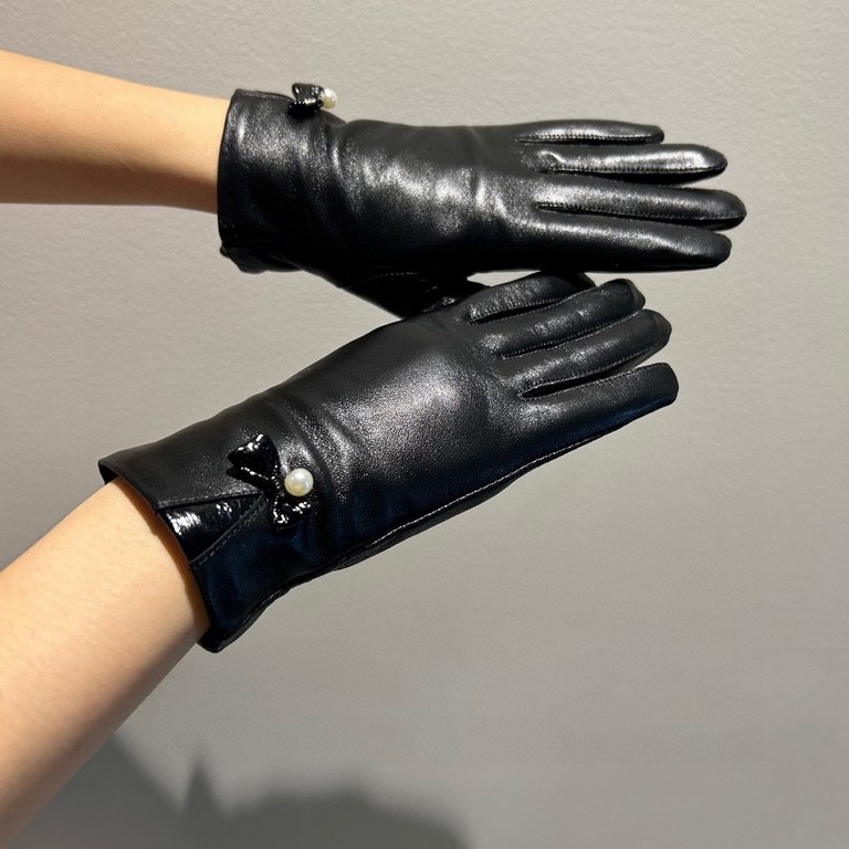 2023     new exclusive first  double C touch screen gloves Chanel Chanel [original quality] official synchronization Ms. new high-grade sheepskin gloves    goddess preferred can not be missed     hundred percent of the s