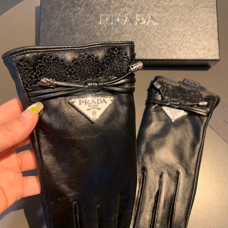 2022 new exclusive first  touch screen gloves Prada Lei flowers   edge gloves [original quality] official synchronization Ms. new high-grade sheepskin gloves    goddesses preferred can not be missed      100 percent of t