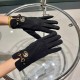 GUCCI Gucci Counter new wool touch screen gloves, haute couture   fashion gloves, fall and winter warm padded lining, celebrity must-have fashion gloves,  on the hands of ultra-comfortable soft and versatile! average siz