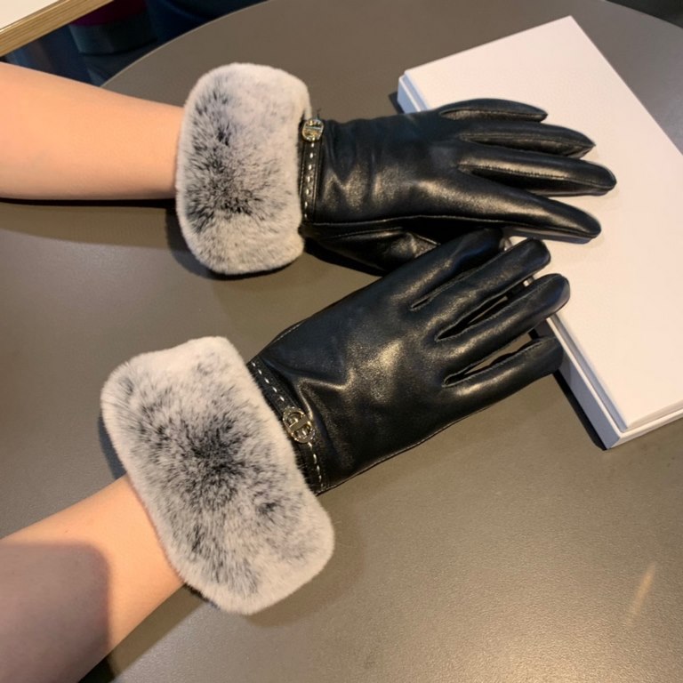 Dior DIDR new 2022 fall and winter lazy rabbit hair CD sheepskin embroidered gloves   cell phone touch screen, worth comparing     the same paragraph different quality, kill the market poor product, imported a first-clas