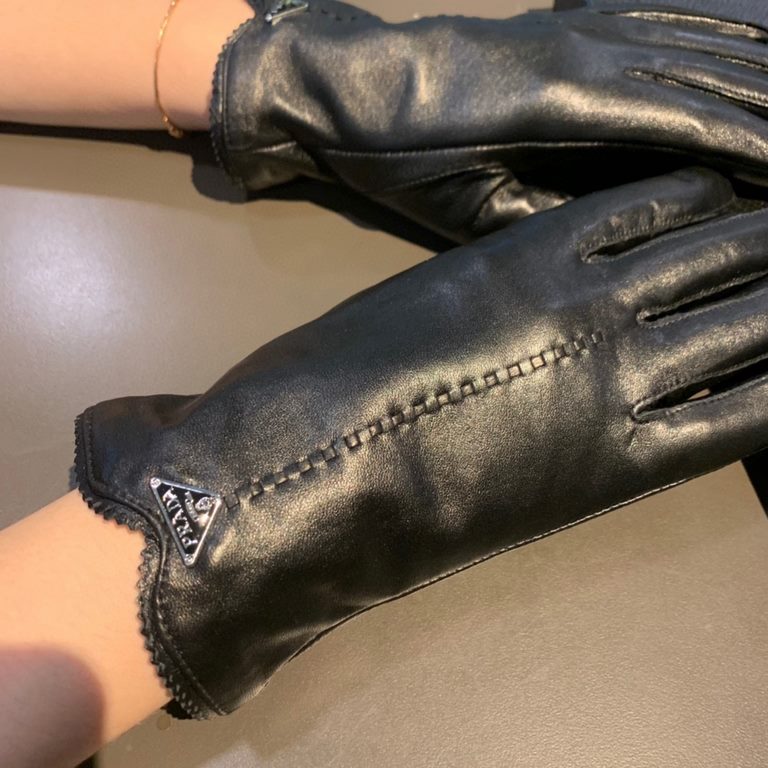 2022 new exclusive first  touch screen gloves Prada wave flower   edge gloves [original quality] official website synchronization Ms. new high-grade sheepskin gloves    goddess preferred can not be missed        100 perc