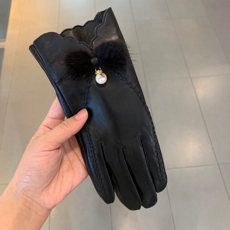 New exclusive first   touch screen gloves Chanel [original quality] women's new high-grade sheepskin gloves    goddess preferred can not miss   imported sheepskin Leather soft and delicate recognized imported sheepskin h