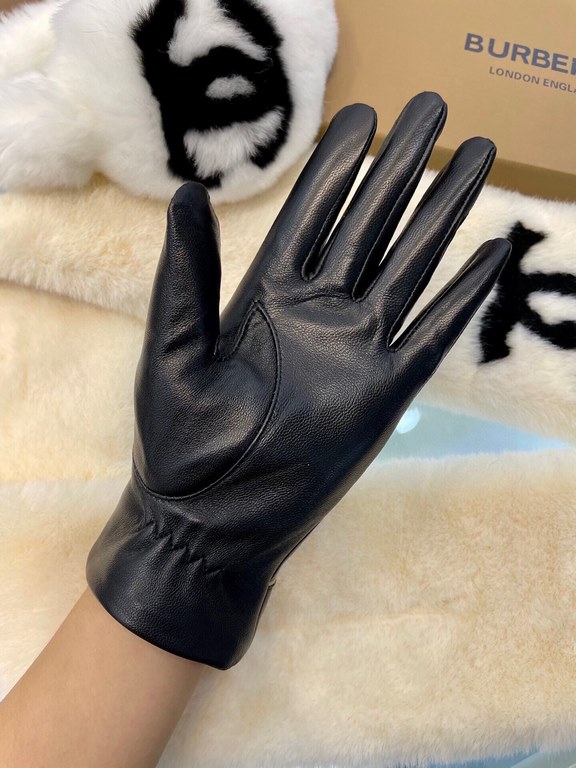 Burberry new women's gloves first-class sheepskin leather leather ultra-thin soft and comfortable show hand shape    texture super groupSize ：M L