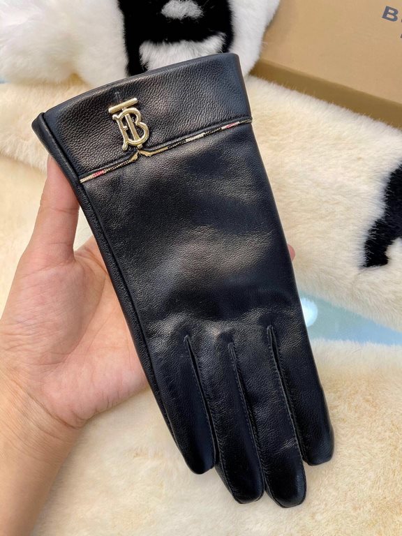 Burberry new women's gloves first-class sheepskin leather leather ultra-thin soft and comfortable show hand shape    texture super groupSize ：M L