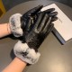 .Chanel Chanel 2022 fall and winter lazy rabbit hair sheepskin gloves   cell phone touch screen, worth comparing     the same paragraph of different qualities, kill the market poor products, imported first-class sheepski