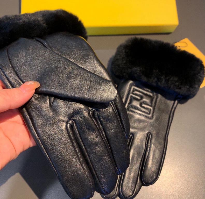 .Fendi FENDI  2022 fall and winter lazy rabbit hair sheepskin embroidered gloves   cell phone touch screen, worth comparing     the same paragraph of different quality, kill the market poor products, imported first-class