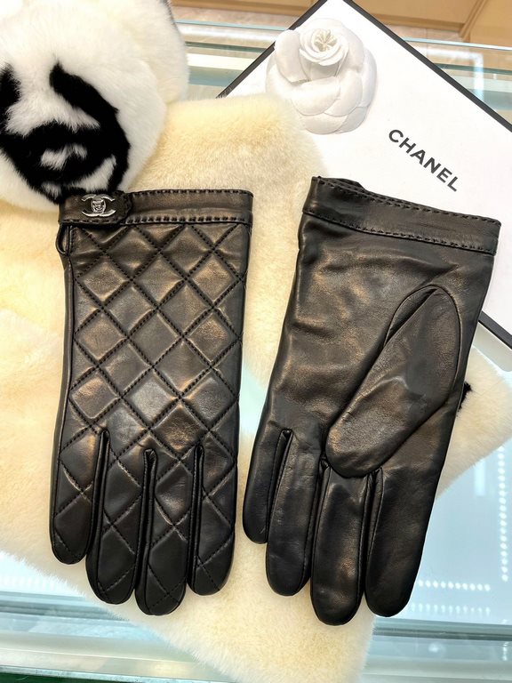 Chanel Chanel couples models burst to   [top original single] official website synchronization new high-grade sheepskin gloves     100% selection of imported lambskin lining cashmere lining warm and comfortable better Le