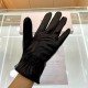 Dior new touch-screen gloves men's gloves High-end sheepskin gloves    type of men driving preferred not to miss    100% selection of imported sheepskin Leather fine and soft Recognize the imported sheepskin have a sense