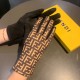 runFendi FENDI  2022 fall and winter cashmere gloves worth comparing     the same paragraph of different quality, kill the market poor product,   classic but not fashionable paragraph . Like can get started, this quality