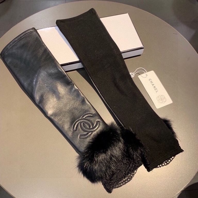 PackagingCHANEL CHANEL women's models explosive models open finger with sleeve long gloves Imported original leather (first-class sheepskin)  raccoon fur    mercerized lining   elastic fabric physical super beautiful exp