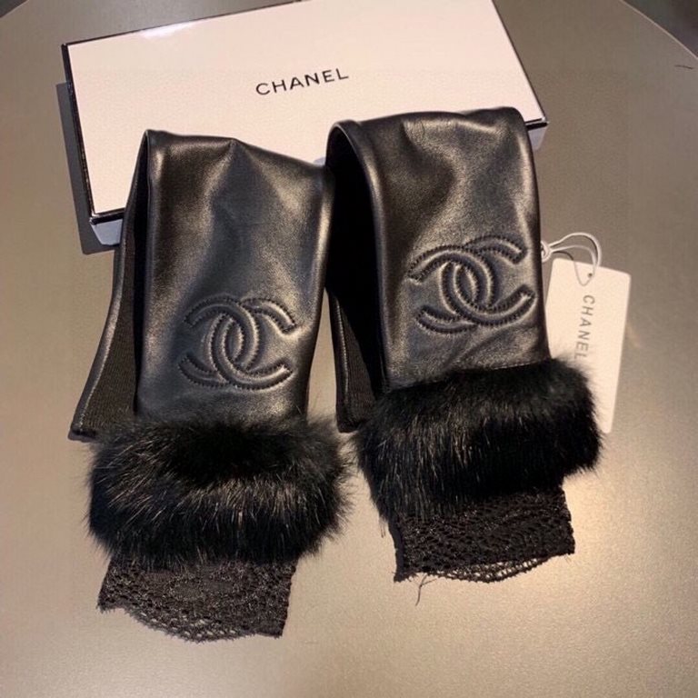 PackagingCHANEL CHANEL women's models explosive models open finger with sleeve long gloves Imported original leather (first-class sheepskin)  raccoon fur    mercerized lining   elastic fabric physical super beautiful exp