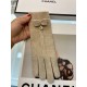 Chanel new cashmere knitted gloves   100% cashmere on the hand that is warm   This section uses natural high-quality cashmere soft warm and comfortable 7GG double yarn handmade horizontal machine flat knitting handmade n