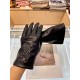 New Ysl The latest model of fall and winter touch screen sheepskin gloves   imported first-class sheepskin,  [pleasant][pleasant][pleasant][pleasant] soft and comfortable intimate warmth, goddesses love it the most, on t