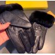 .Fendi FENDI  2021 fall and winter lazy rabbit hair sheepskin embroidered gloves   cell phone touch screen, worth comparing     the same paragraph of different quality, kill the market poor products, imported first-class