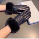 .Fendi FENDI  2021 fall and winter lazy rabbit hair sheepskin embroidered gloves   cell phone touch screen, worth comparing     the same paragraph of different quality, kill the market poor products, imported first-class