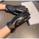 Dior DIDR new 2022 fall and winter CD sheepskin embroidered gloves   cell phone touch screen, worth comparing     the same paragraph different quality, kill the market poor products, the goddess set of the United States 