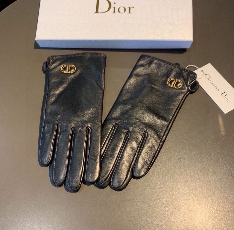 Dior DIDR new 2022 fall and winter CD sheepskin embroidered gloves   cell phone touch screen, worth comparing     the same paragraph different quality, kill the market poor products, the goddess set of the United States 