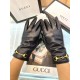 Explosion models to the goods   Gucci hot circle of friends of the women's leather gloves, horsebit buckle  first-class sheepskin Simple and generous static surface style add a small LOGO buckle, ultra-soft plus cashmere