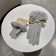 Chanel Chanel 2022 fall and winter lazy rabbit hair wool gloves   worth comparing     the same paragraph of different quality, kill the market poor product, wool ten lazy rabbit hair lining padded   classic but not fashi