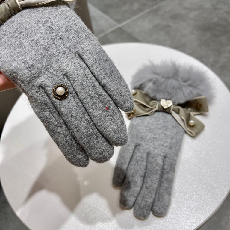 Chanel Chanel 2022 fall and winter lazy rabbit hair wool gloves   worth comparing     the same paragraph of different quality, kill the market poor product, wool ten lazy rabbit hair lining padded   classic but not fashi