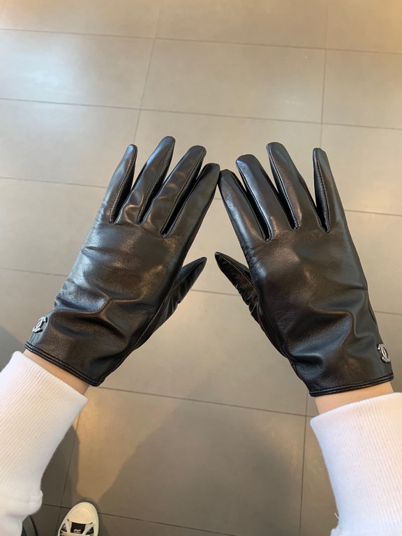 Explosion to   [top original single] official website synchronization women's new high-grade sheepskin gloves     100% selection of imported lambskin lining sheepskin lining Leather luster bright full soft delicate feel 