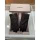 Chanel Chanel latest chain  full hand knitted double C    touch screen gloves, made of imported Esse sheepskin  , silk lining [hee-haw] [hee-haw] cost-effective is very high,   , the goddess must-have