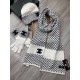 C family. [Three-piece wool suit hat  scarf  gloves] classic suit hat! Warm and super comfortable ~ winter Miss ageing artifacts Oh ~ this winter you are missing such a set of suit hat la ~ and warm and stylish! Men's an