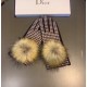 2023 Dior Dior counter new large fox fur ball   wool gloves   fashion gloves, fall and winter warm must-have, padded lining, thousand bird check   on the hand super comfortable and soft,   versatile! With box   average s