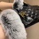 with packagingChanel Chanel 2022 fall and winter double C lazy rabbit hair sheepskin gloves   cell phone touch screen, worth comparing     the same paragraph different quality, kill the market poor product, imported a fi