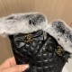 with packagingChanel Chanel 2022 fall and winter double C lazy rabbit hair sheepskin gloves   cell phone touch screen, worth comparing     the same paragraph different quality, kill the market poor product, imported a fi